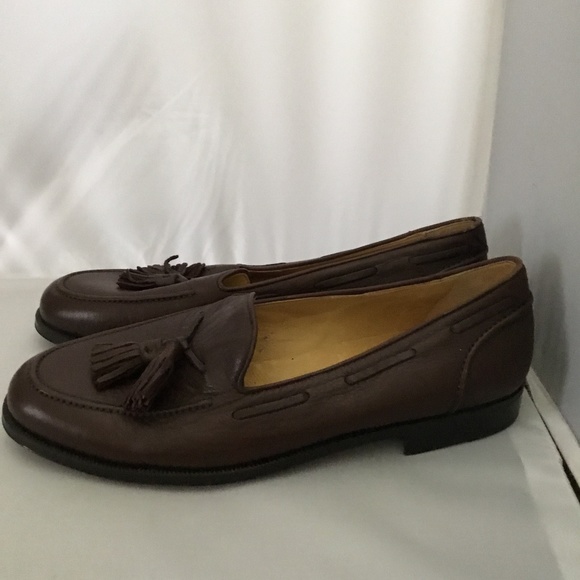 DRESS-UP SHOES FOR MEN. - Picture 2 of 7